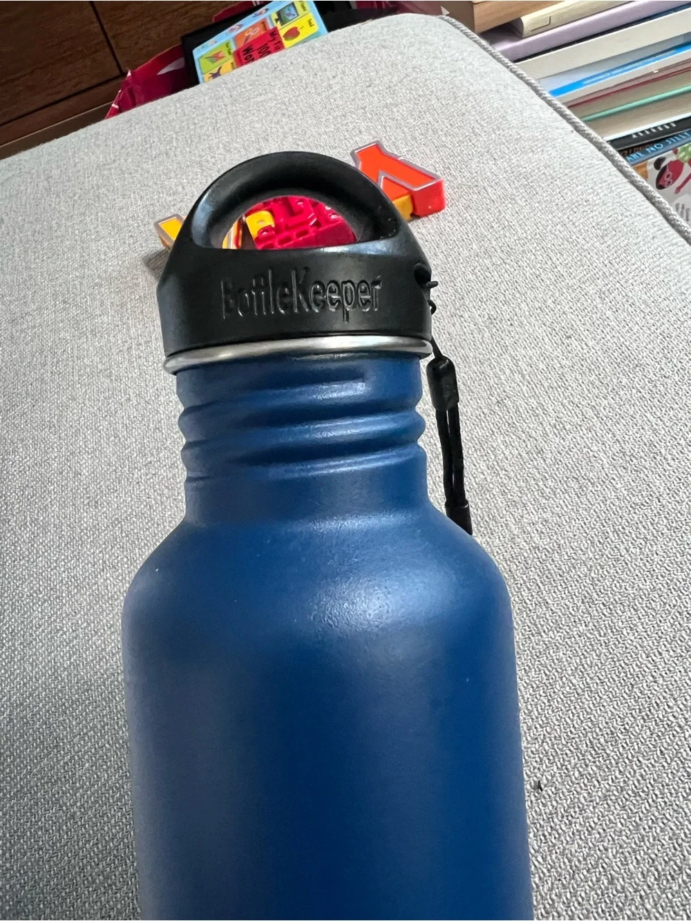 BottleKeeper Standard 2.0 in a sleek, matte powder-coated blue finish